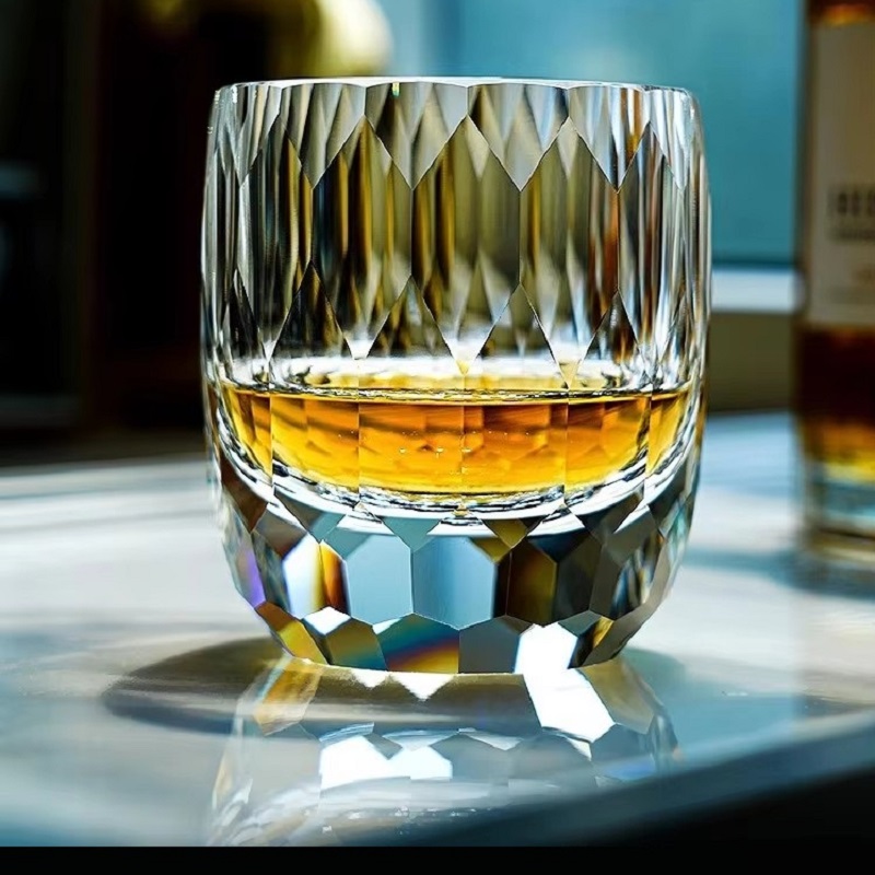 Japanese Handmade Carved Cryst - огляд і ціна Whisky Beer And Wine